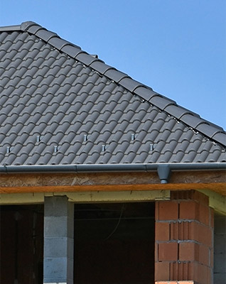 roofing-companies-near-me.jpg